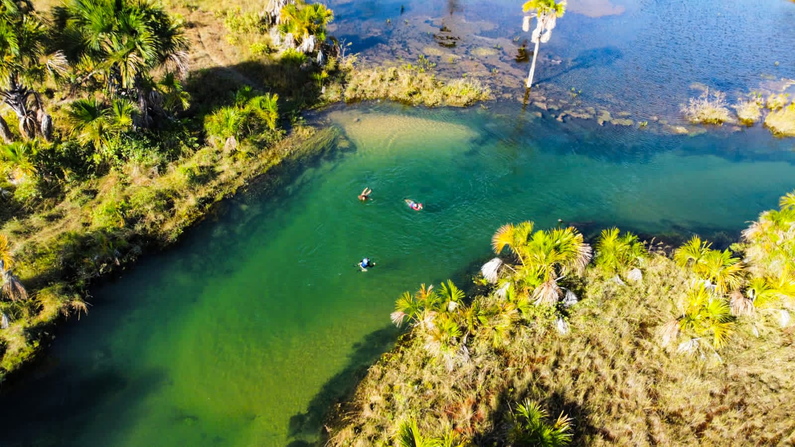 Flutuação no Rio São Domingos